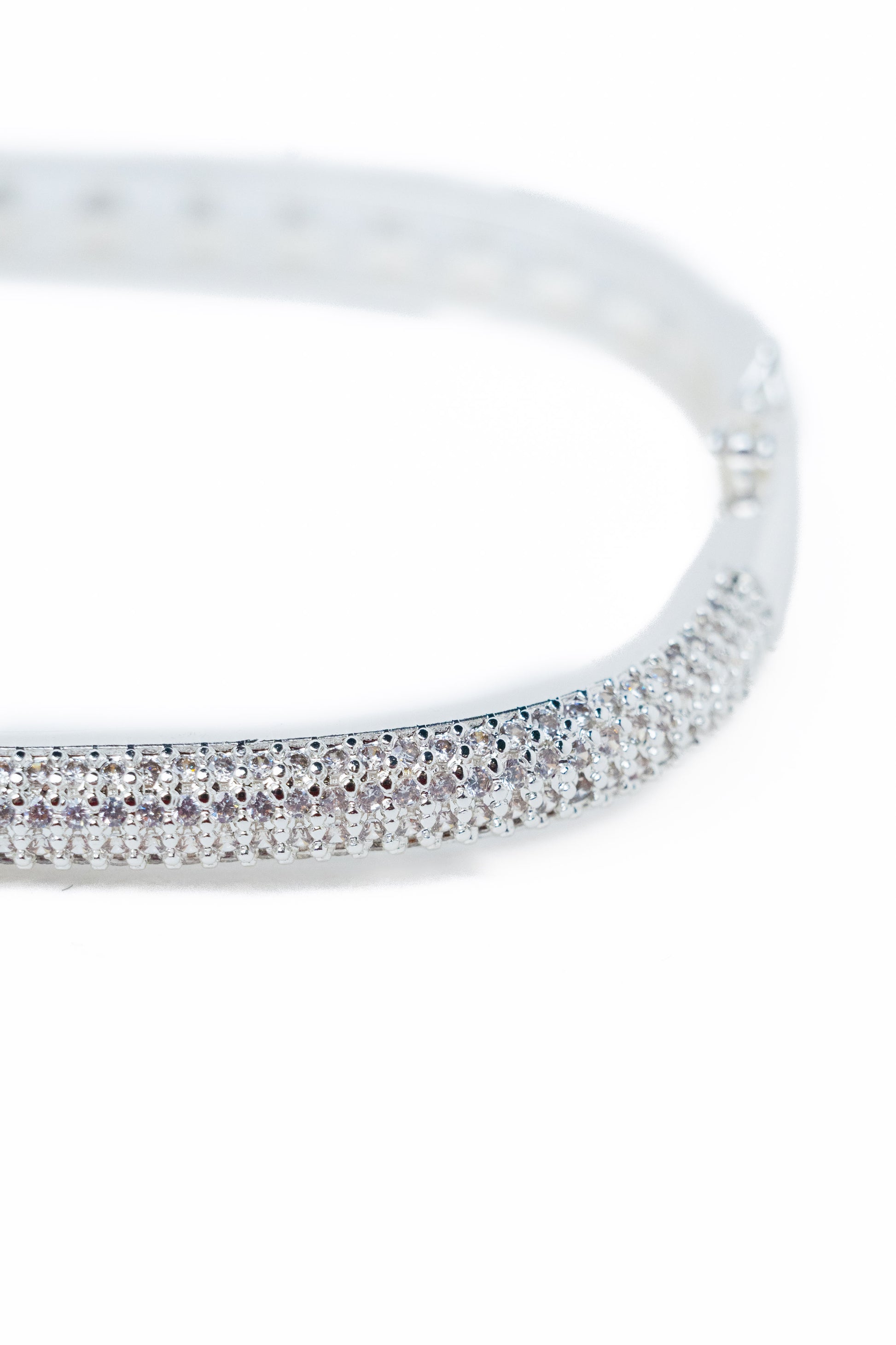 Love My Way Bracelet - Liquid Metallic Pearl White