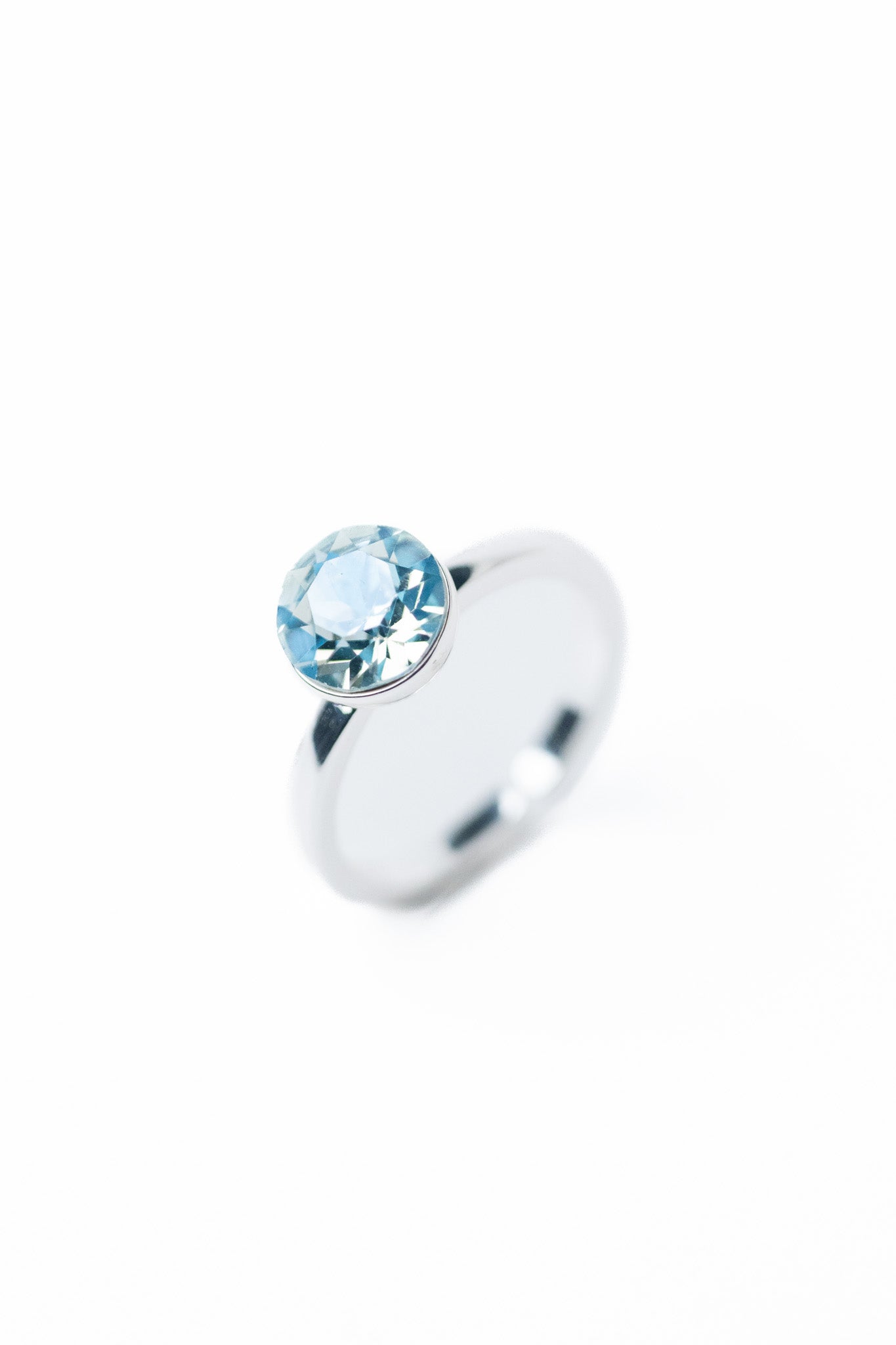 A Higher Place Ring - Liquid Metallic Pearl White Aquamarine