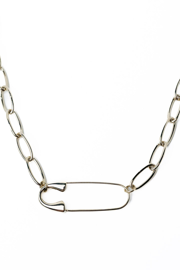 Let's Click Necklace - Metallic Linen