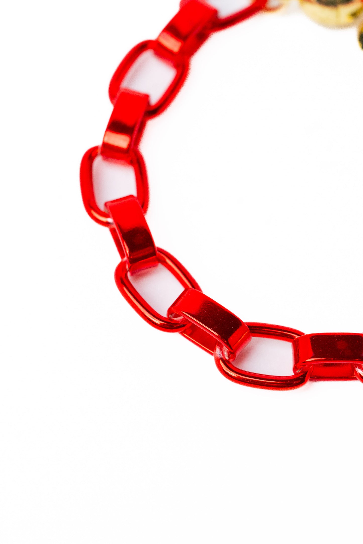 Elara Bracelet - Metallic Berry Noel