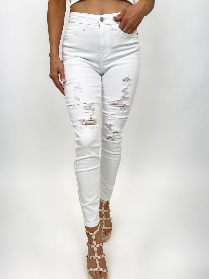 Judy Blue Mid Rise White Destroyed Skinny Jeans