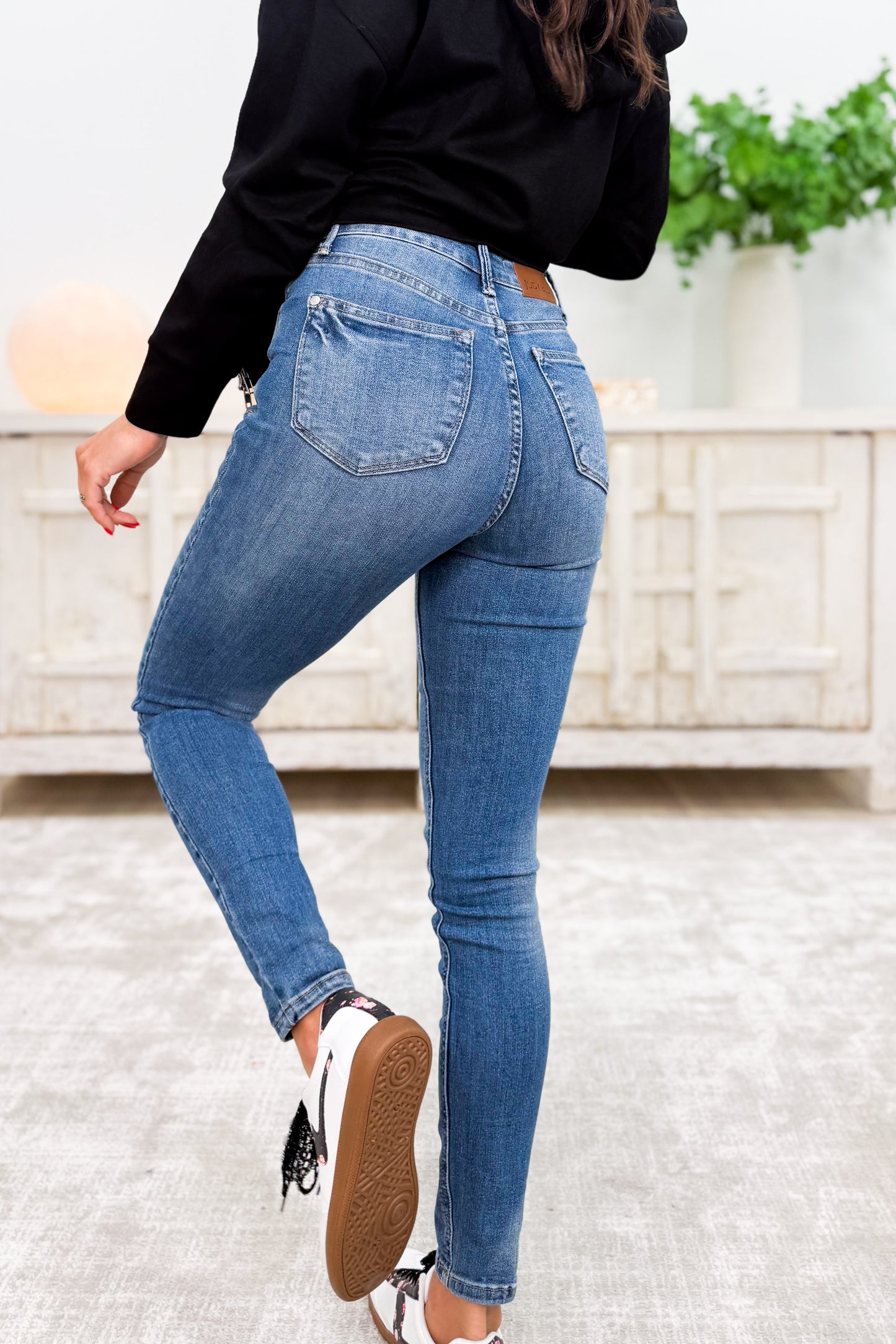 Tummy Tuck By Judy Blue - High Rise Tummy Control Skinny Jeans