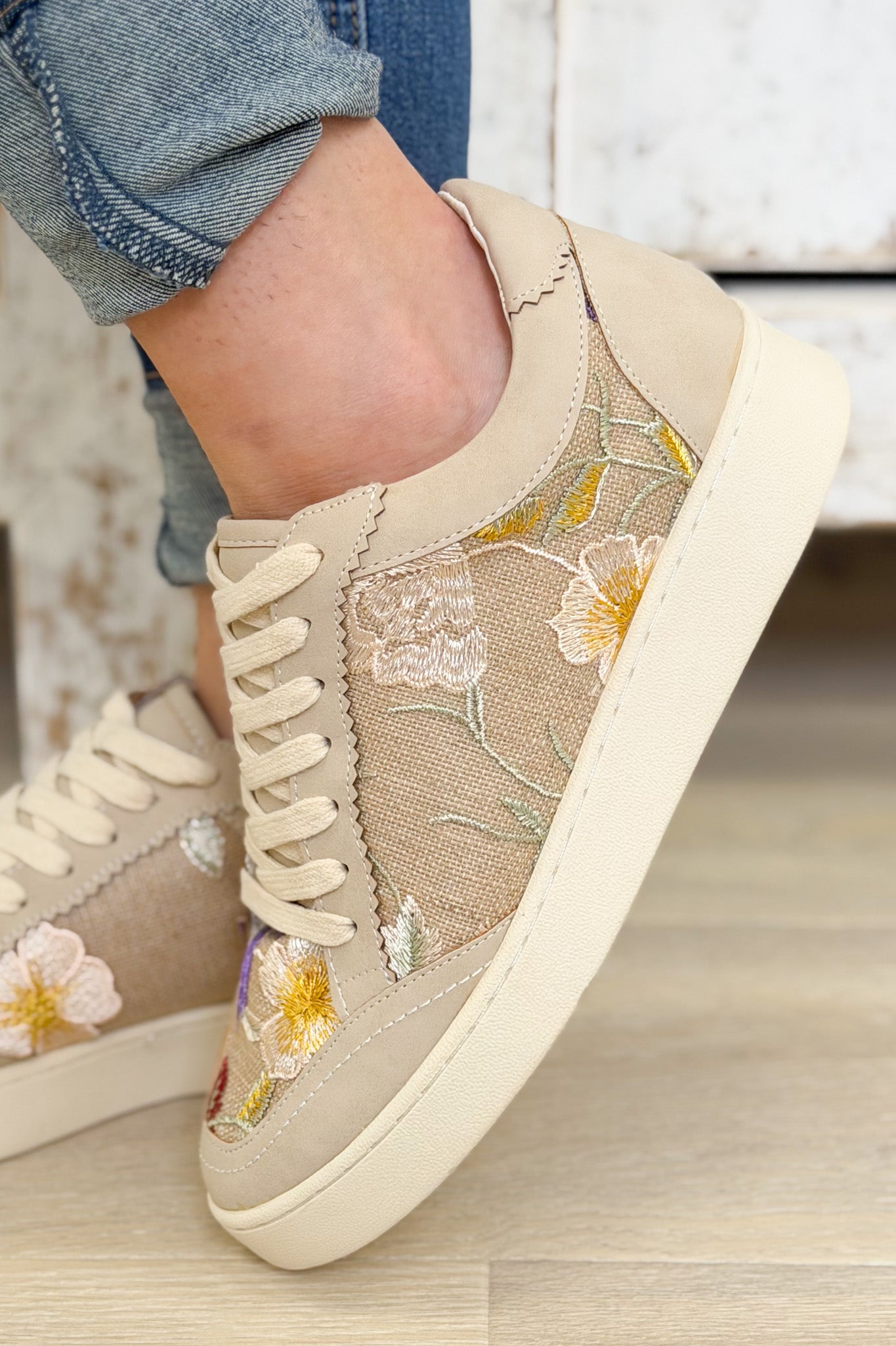 Tammi Floral Sneakers - Light Grey