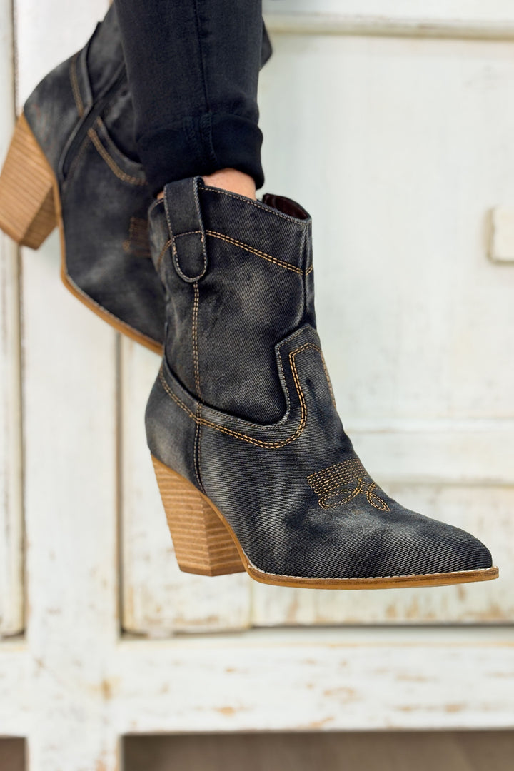 Corky's Friends In Low Places Boots