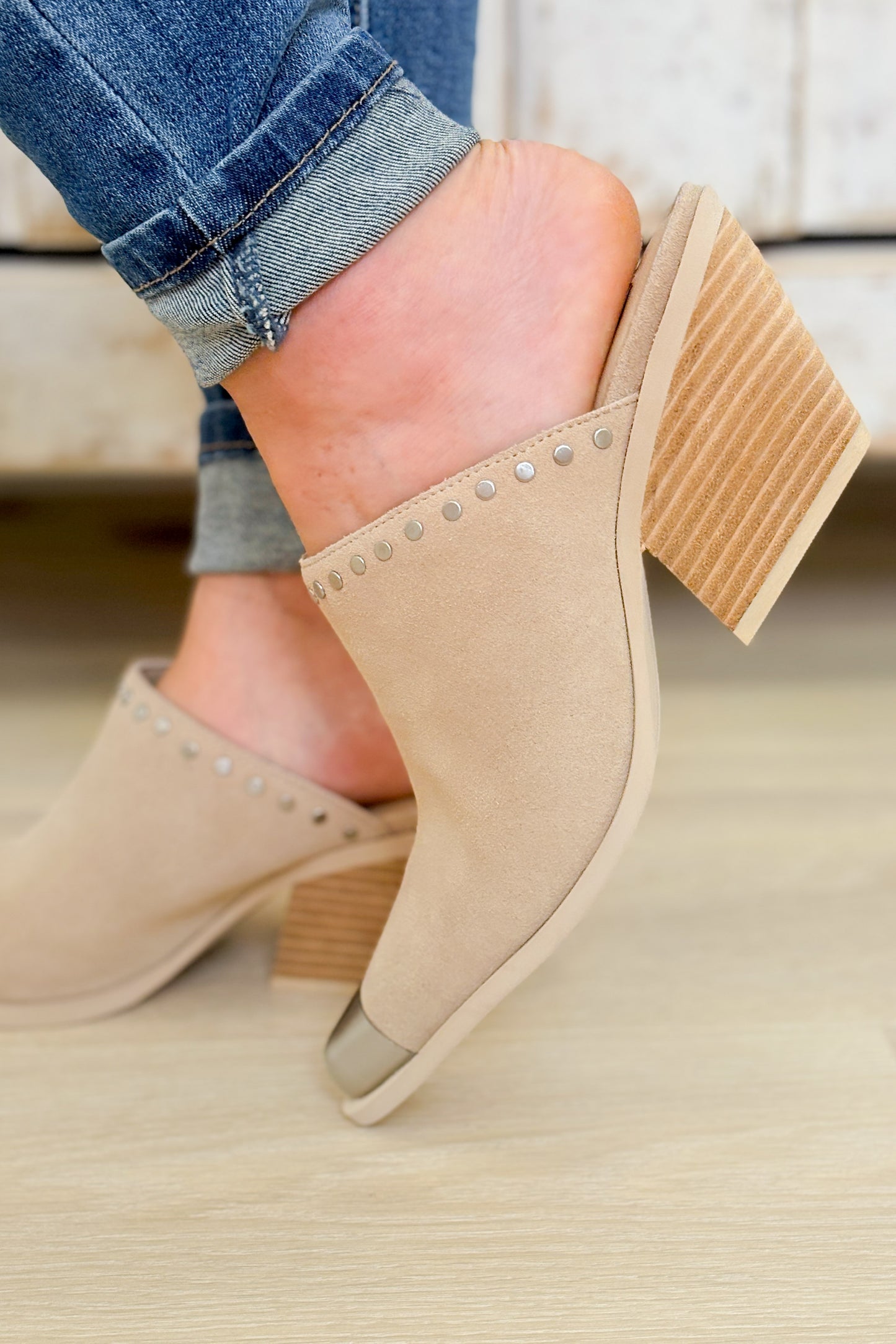 MIA Dixi Shoes - Sand Cow Suede