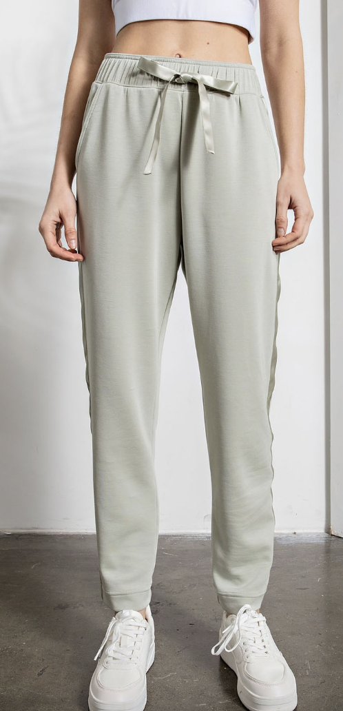 Going On A Trip With These Joggers - 8 Colors!