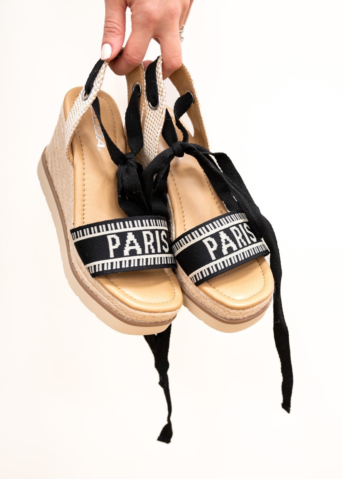 Soda Times City Embroidered Wedge Heel - Black Beige
