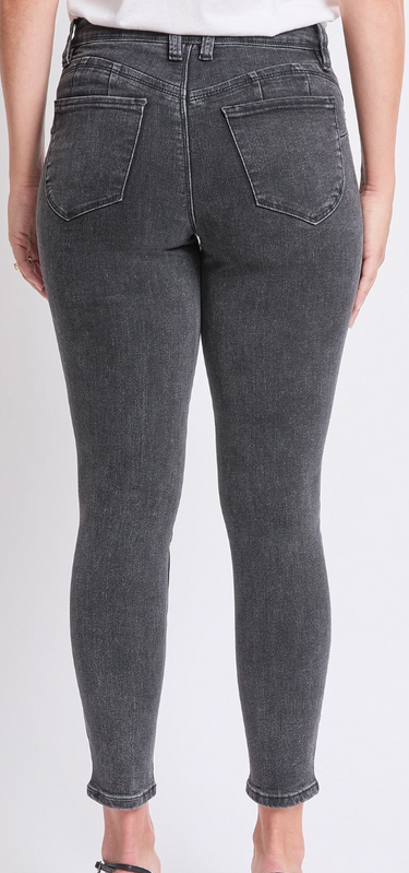 Wanna Bet By YMI - Skinny Jeans - Black Denim