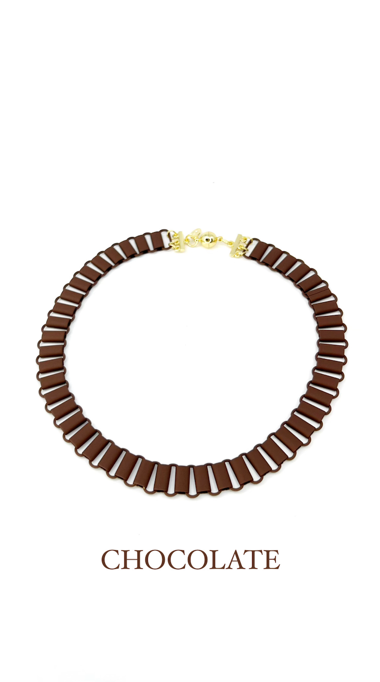 Rihanna Necklace Matte - Multiple Colors!