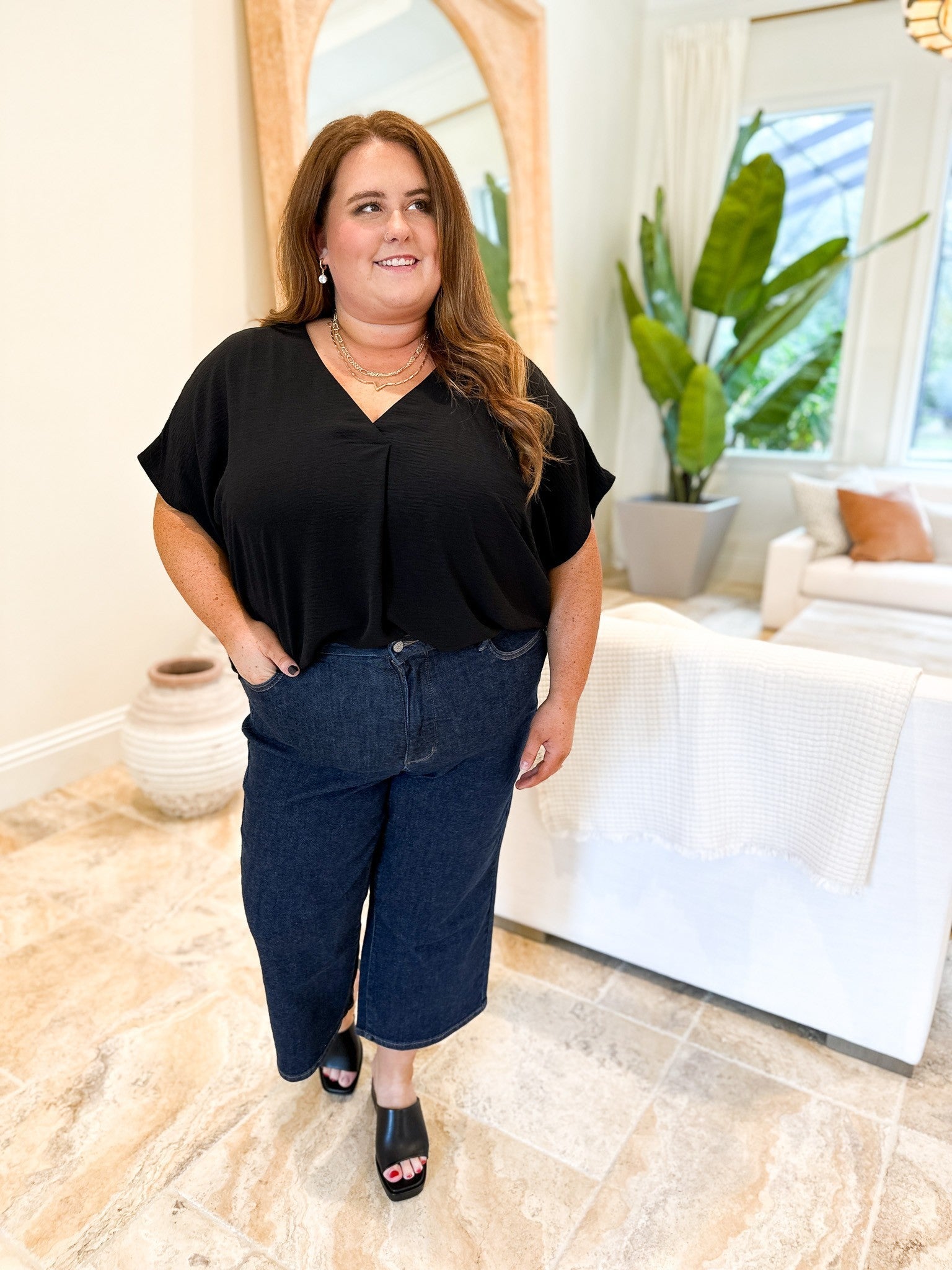 Judy Blue Cute As A Button High Rise Tummy Control Crop Wide Jeans