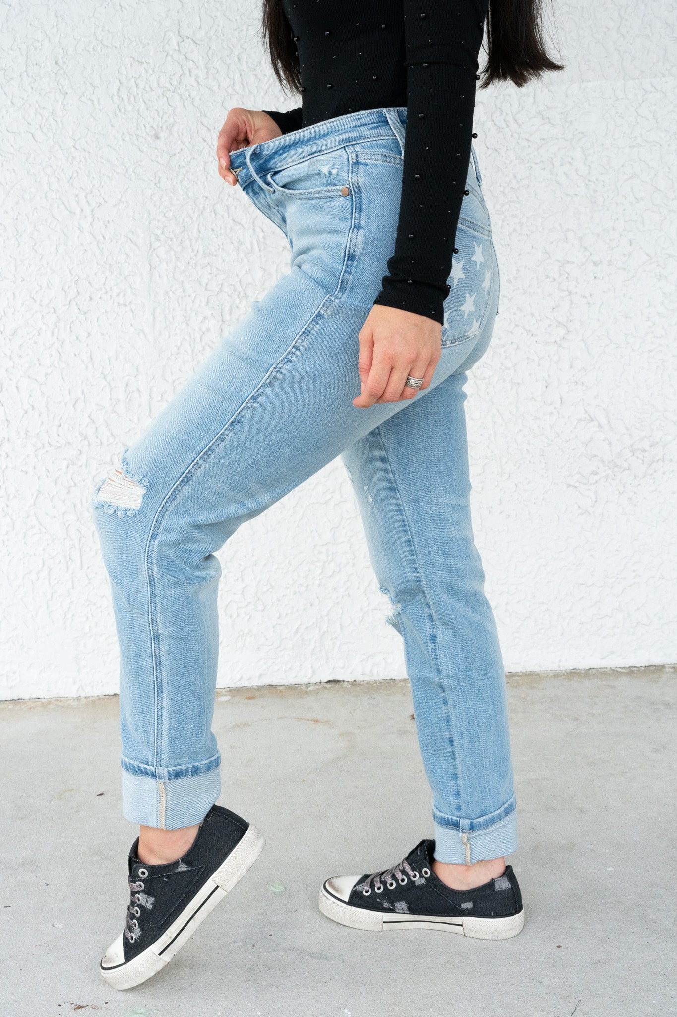 Judy Blue Star Struck Mid Rise Cuff Boyfriend Jeans *JB
