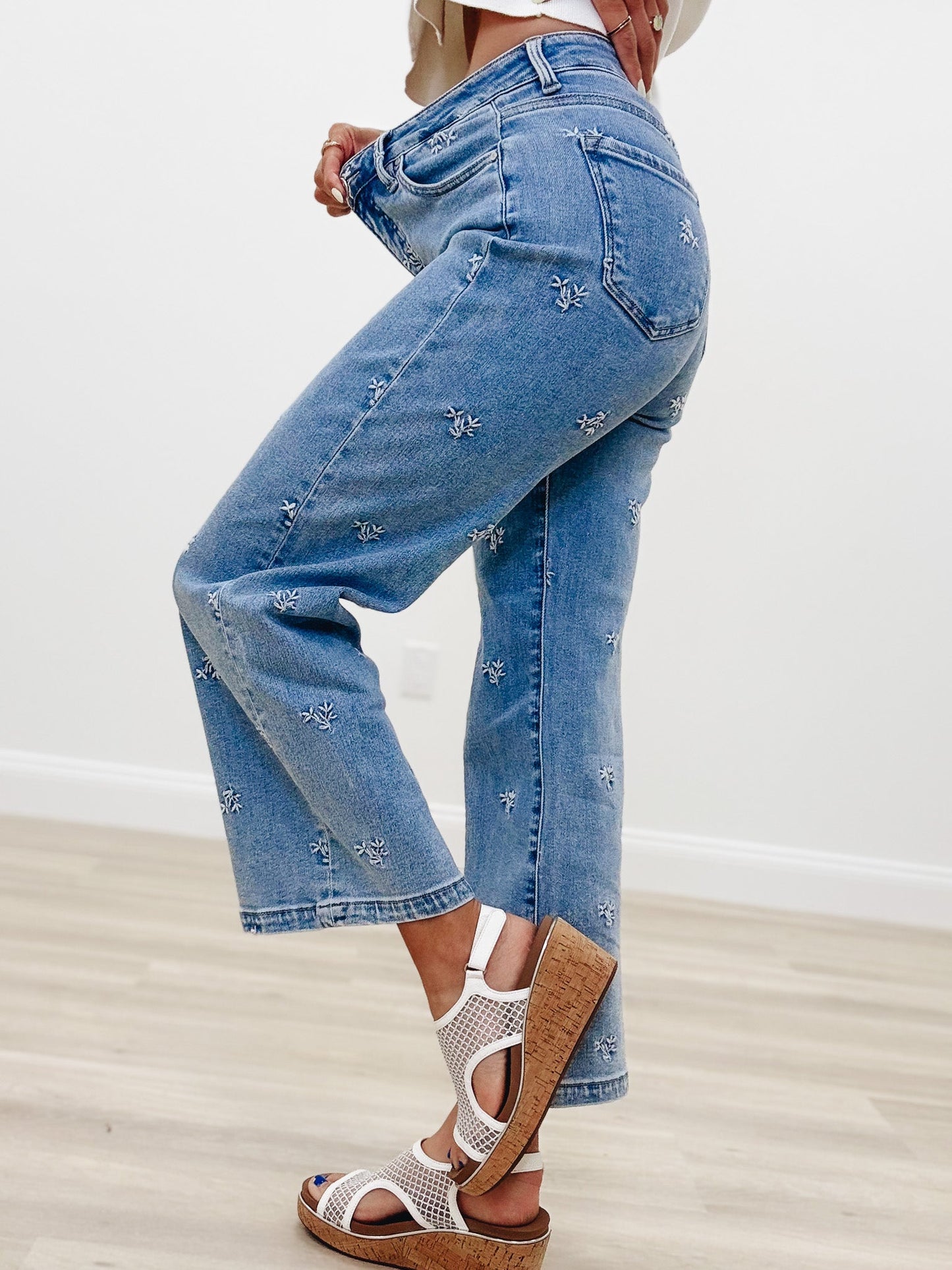 The Dreamer By Risen - High Rise Wide Leg Embroidered Jeans-Light
