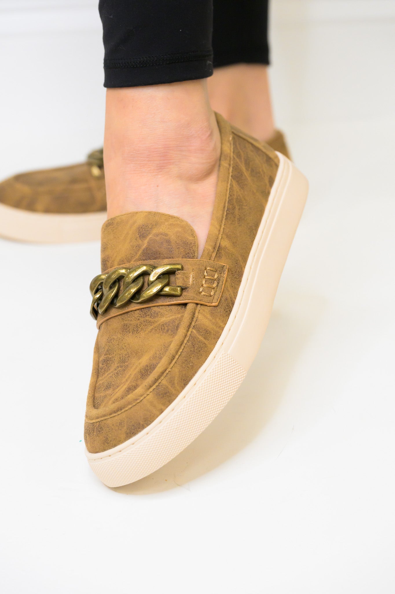Corky's Chain Reaction Shoes - Tan