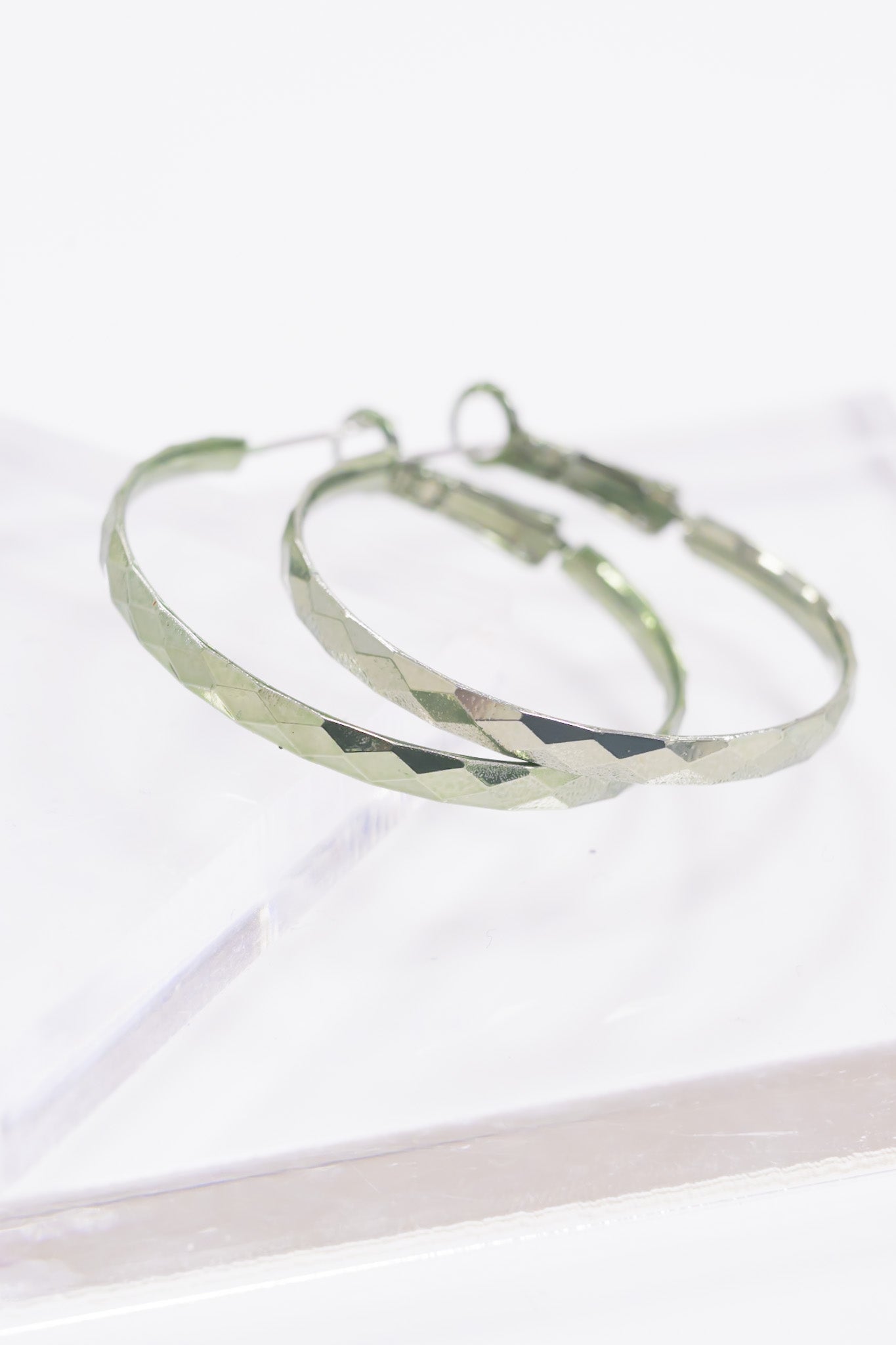 One Dance Earrings - Metallic Willow