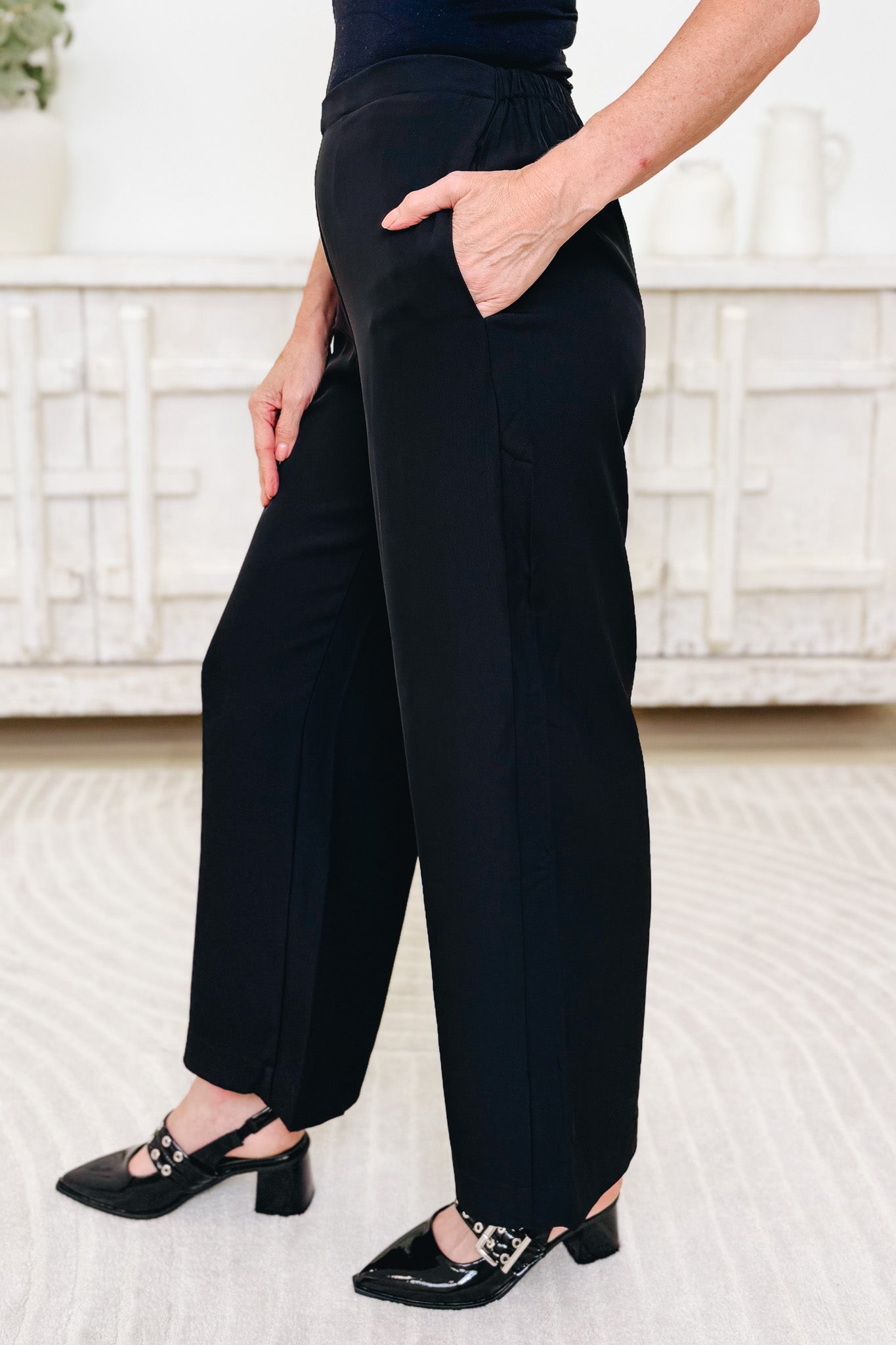 Shoot Me Straight Pants - Black