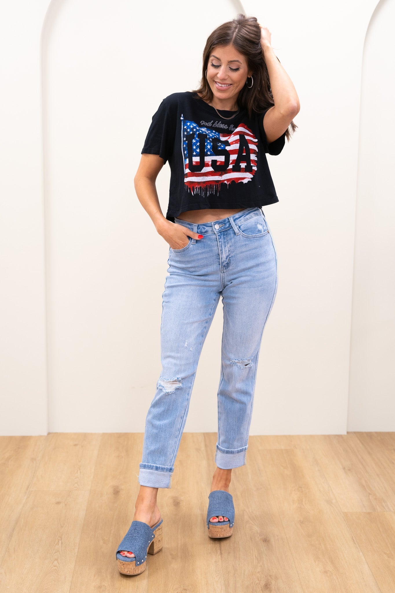 Judy Blue Star Struck Mid Rise Cuff Boyfriend Jeans *JB