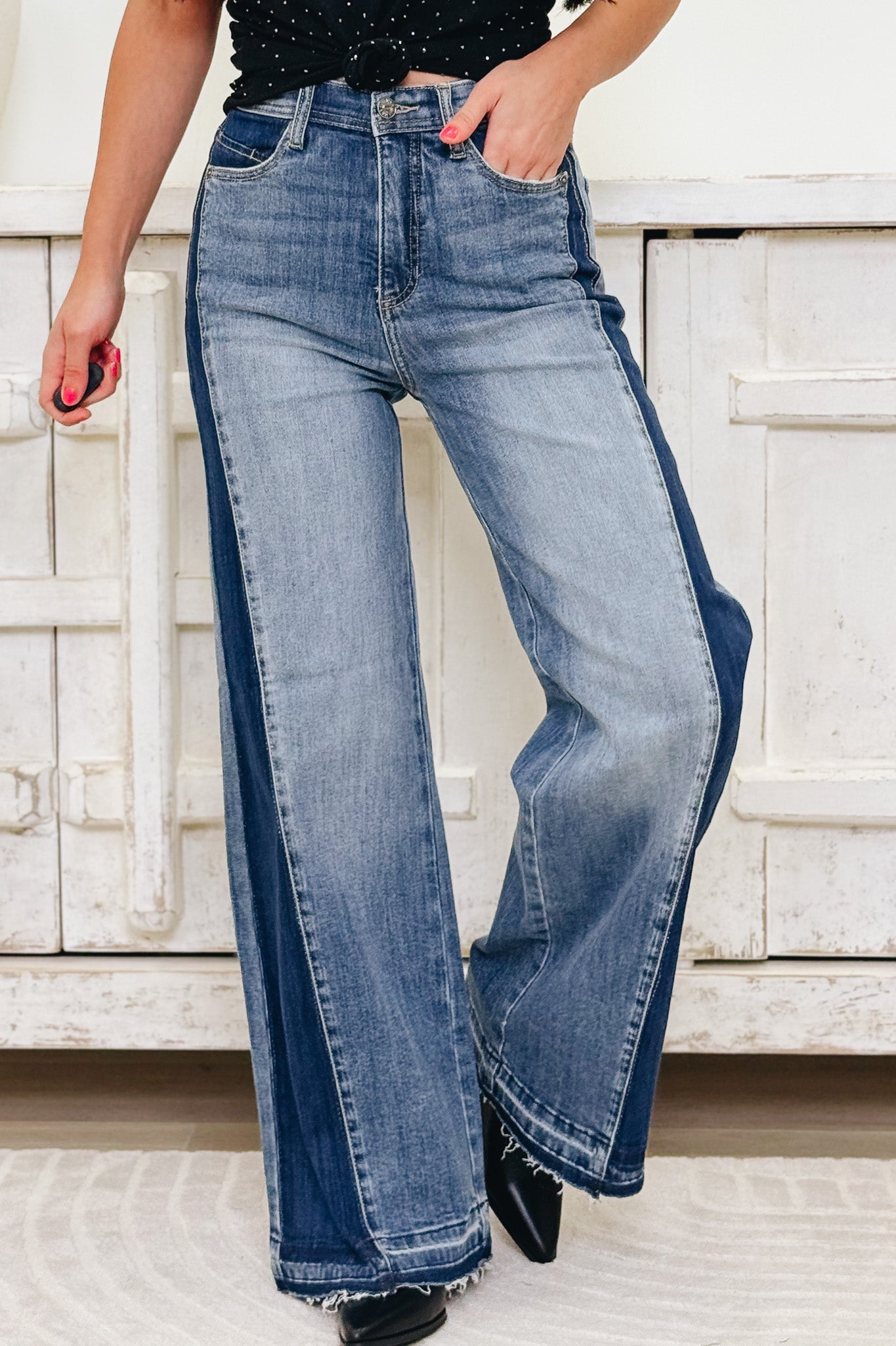 Frontal Flare By Saige Denim - High Rise Wide Leg Jeans - Medium