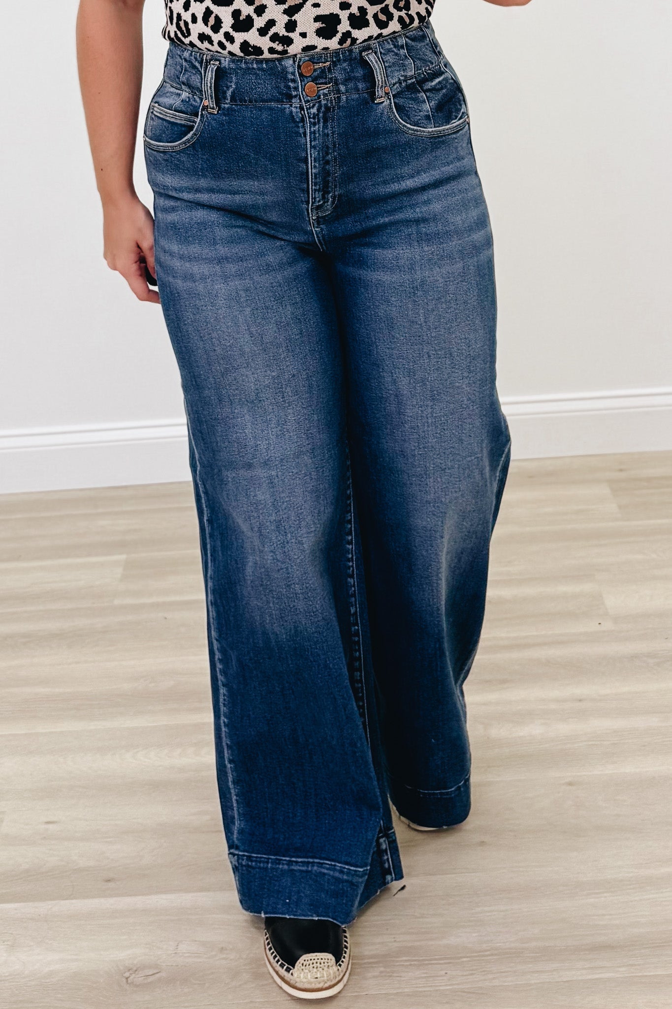 The Piper By Risen - High Rise-Ankle Wide-Seam Detailed Jeans - Dark