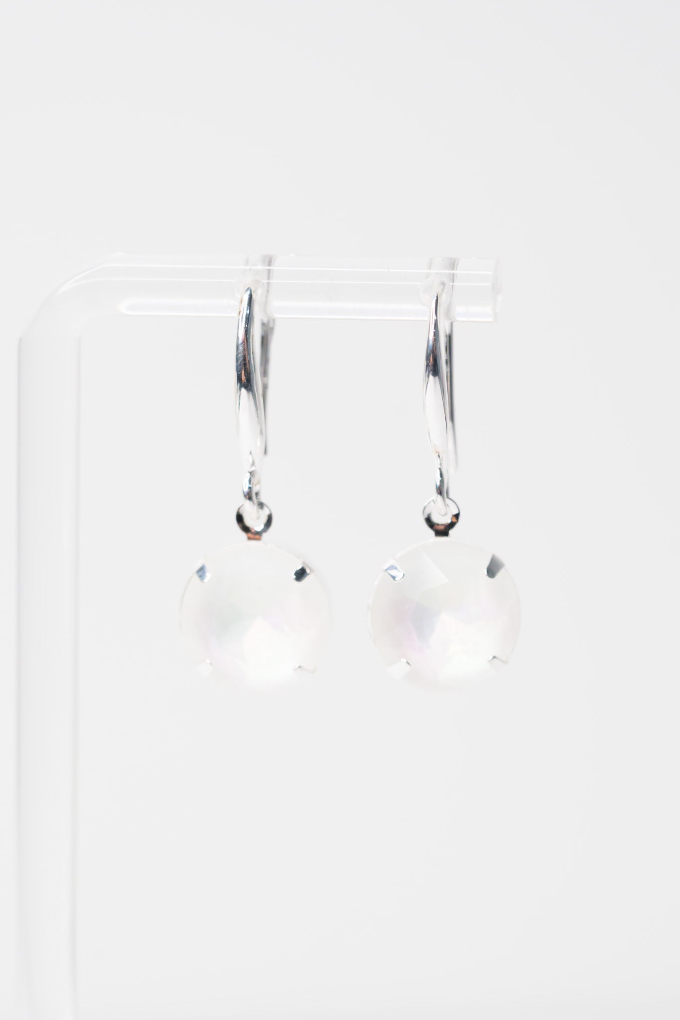 Kaya Earrings - Liquid Metallic Pearl White
