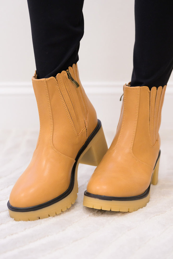 Winnie Booties - Tan