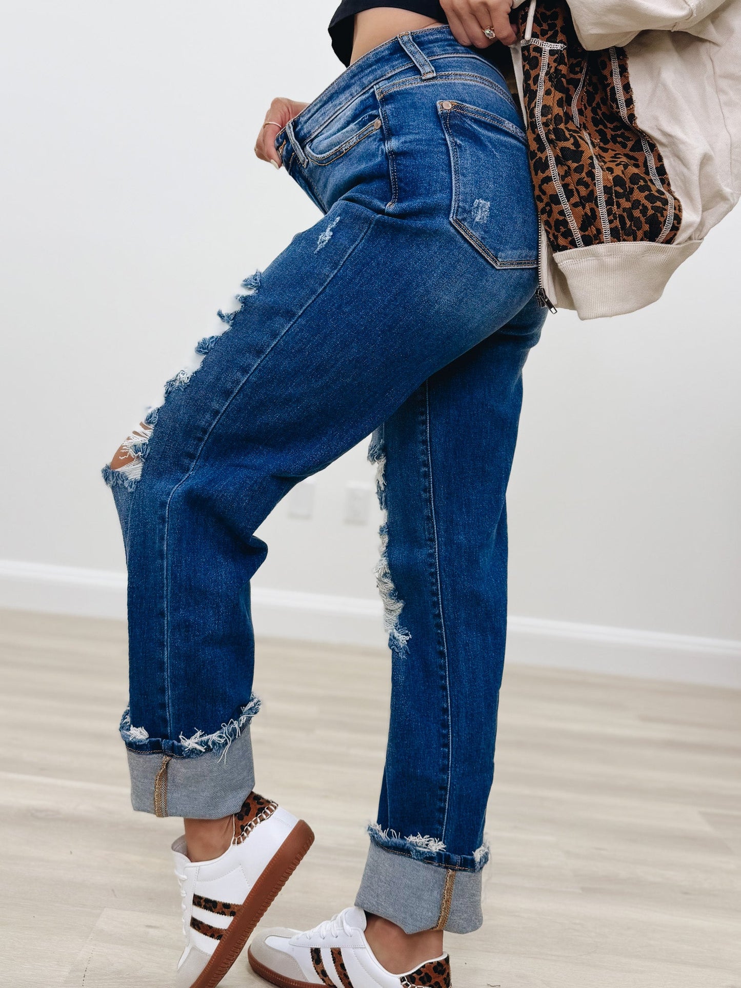 Forever Young By Judy Blue - Mid Rise Relaxed Jeans