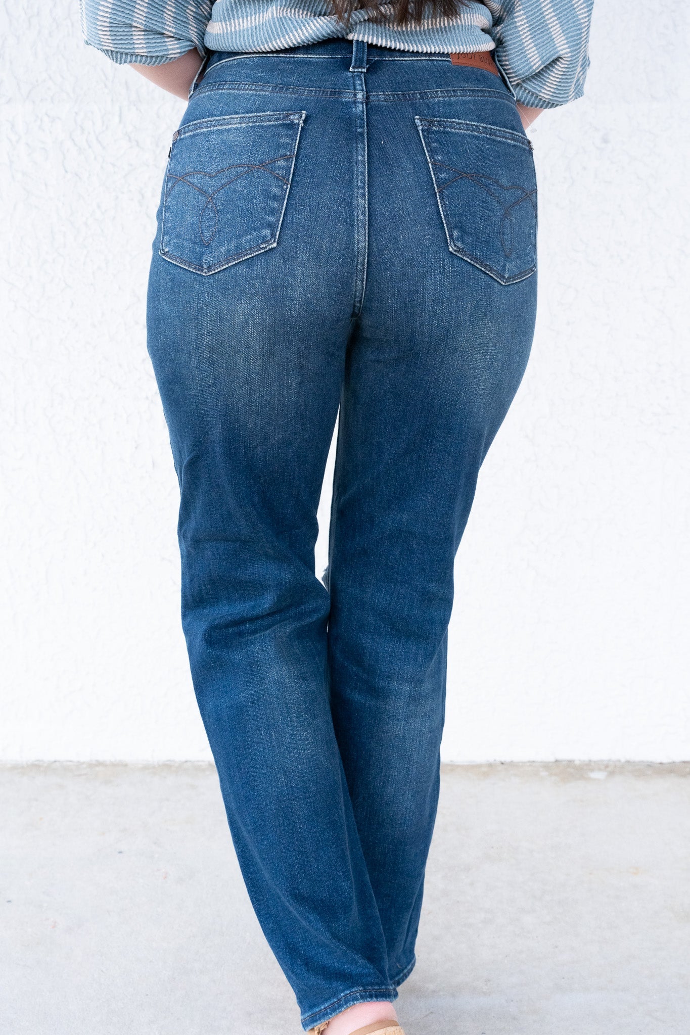 The Brandi By Judy Blue - High Rise Distressed Dad Jeans