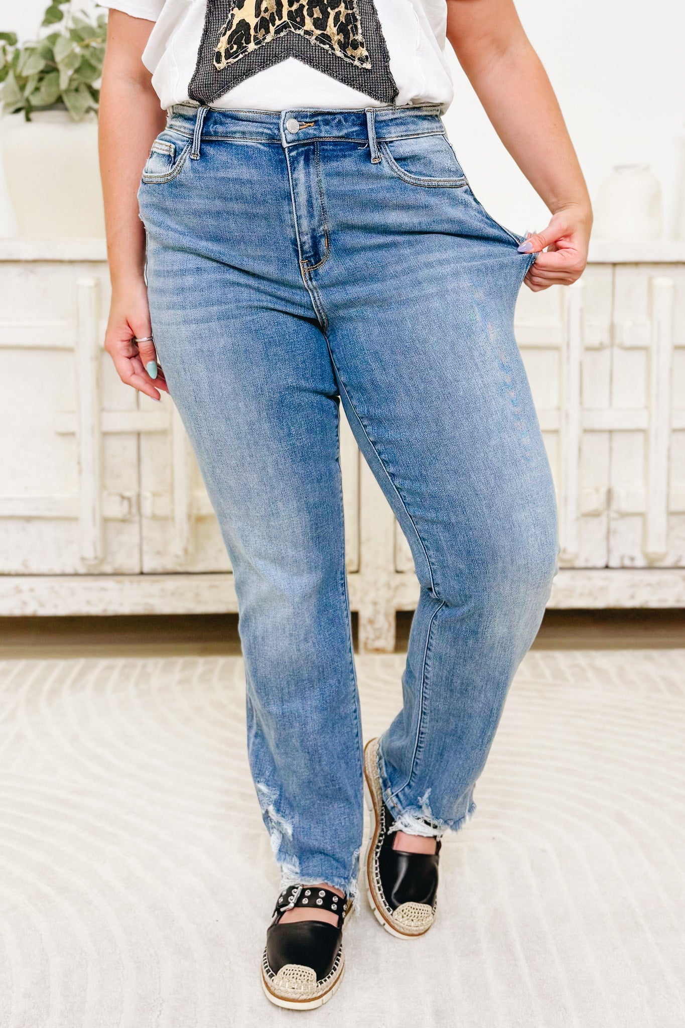 Judy Blue Lauren High Rise Straight Jeans