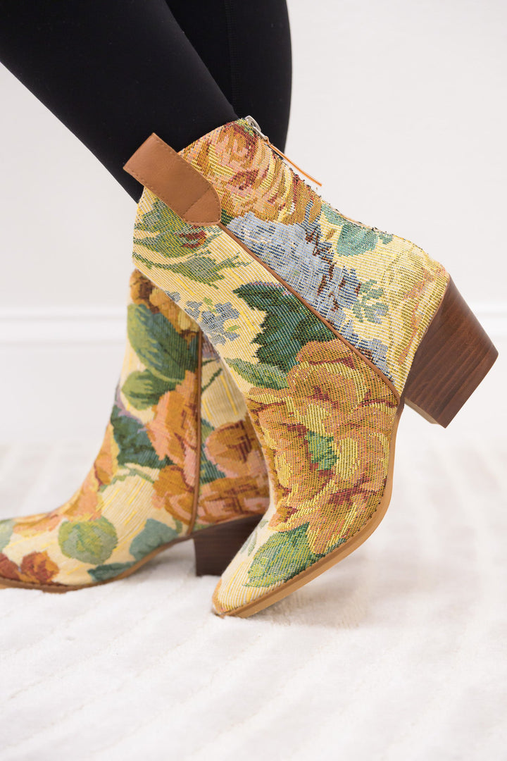 Oasis Society The Kaiya Boots - Floral