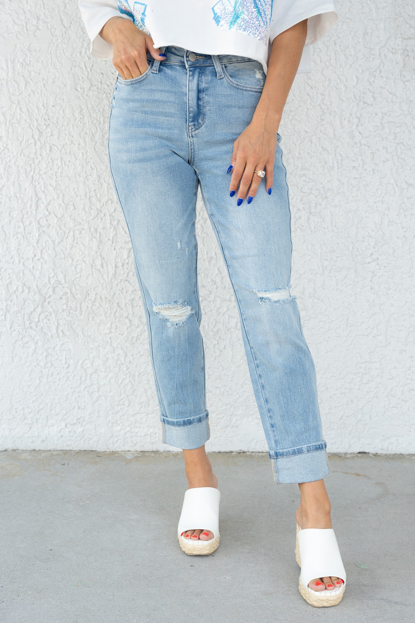 Judy Blue Star Struck Mid Rise Cuff Boyfriend Jeans *JB