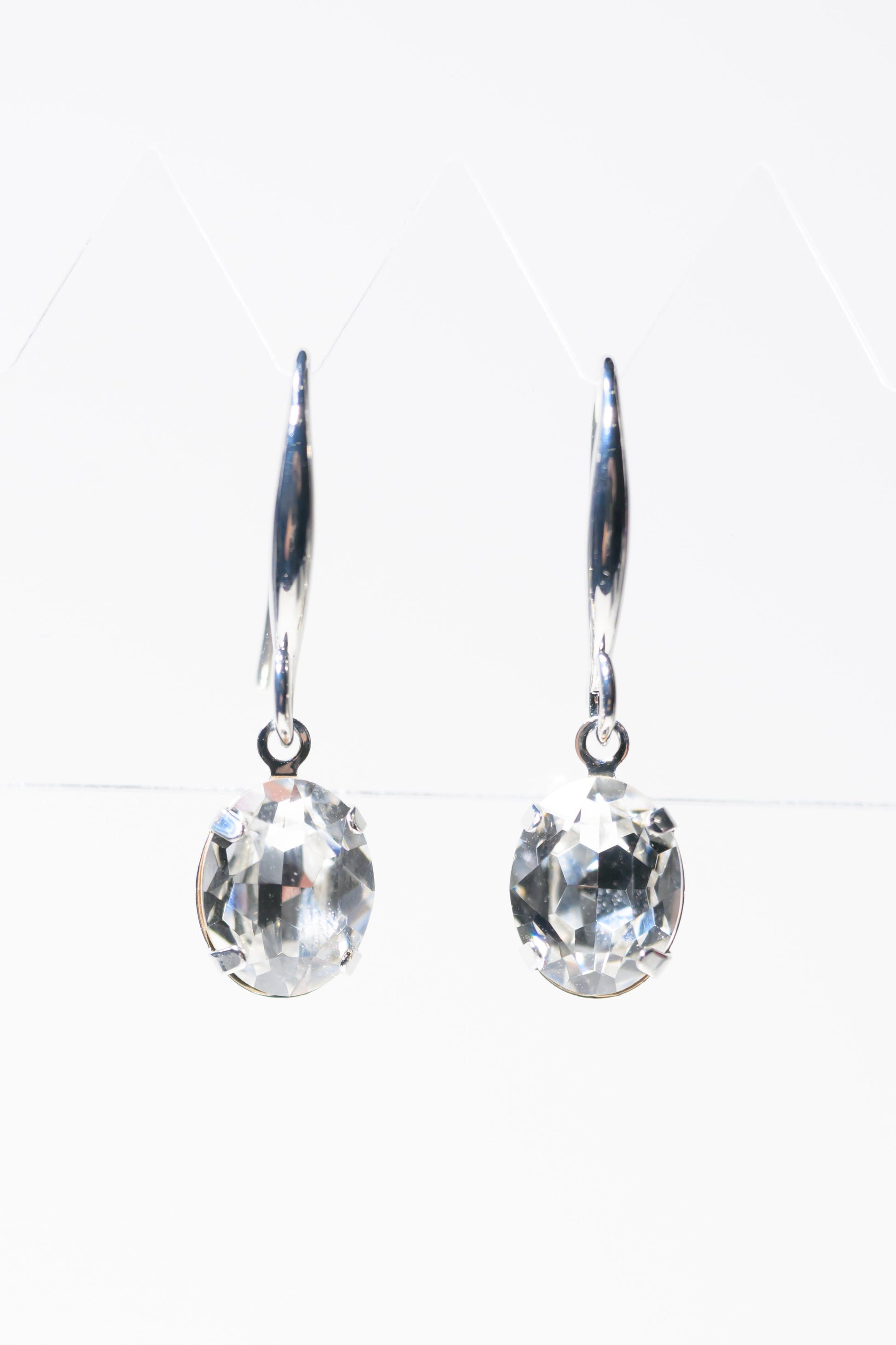 Alice Earrings - White