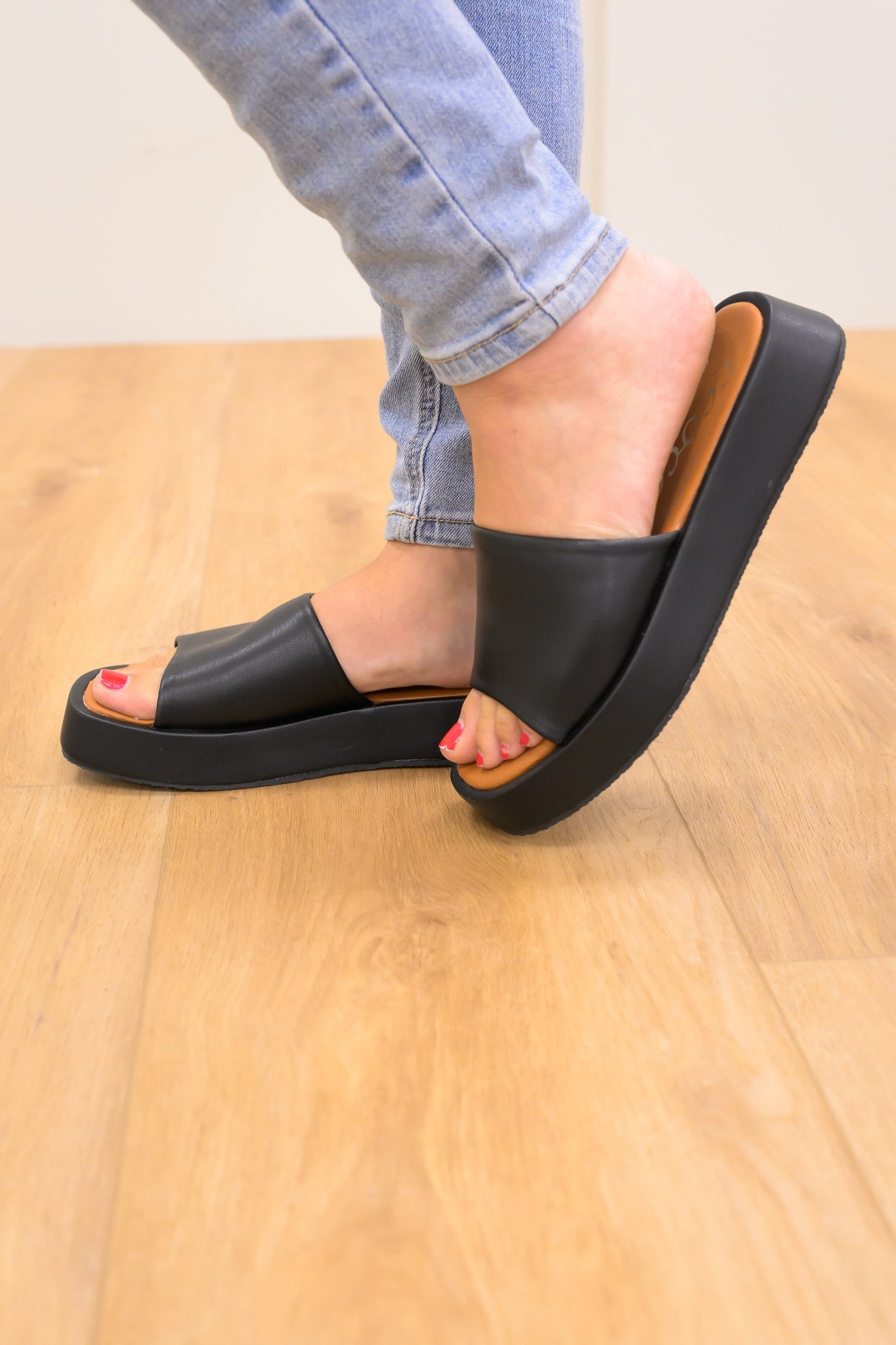 Ccocci Tove Chunky Platform Slide - 2 Colors!