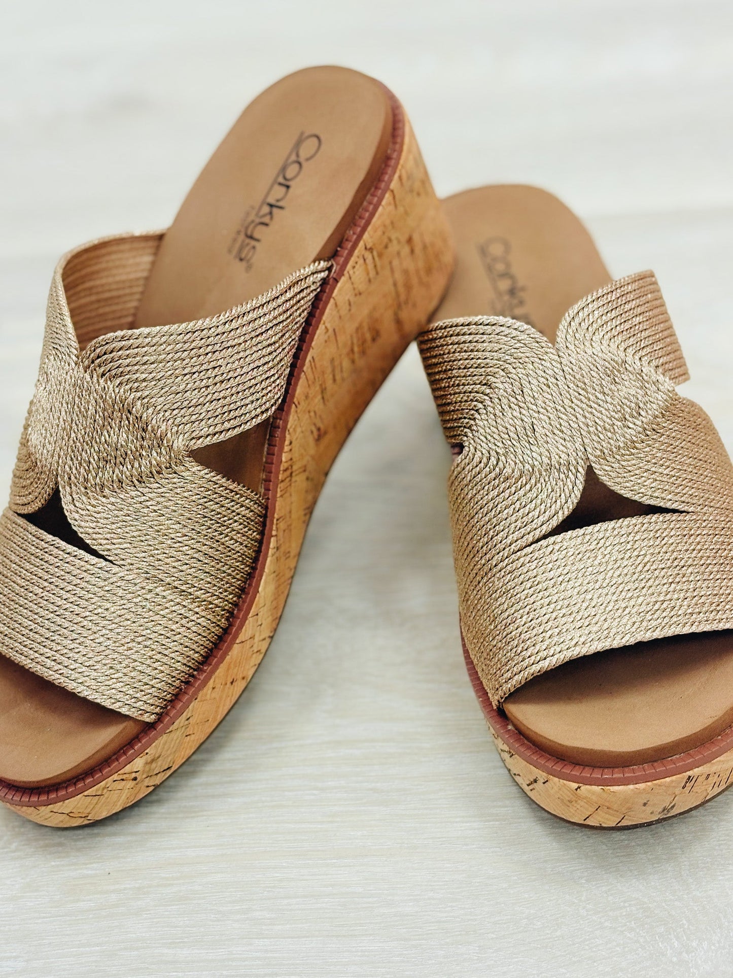 Corky's Golden Hour Wedge - Gold