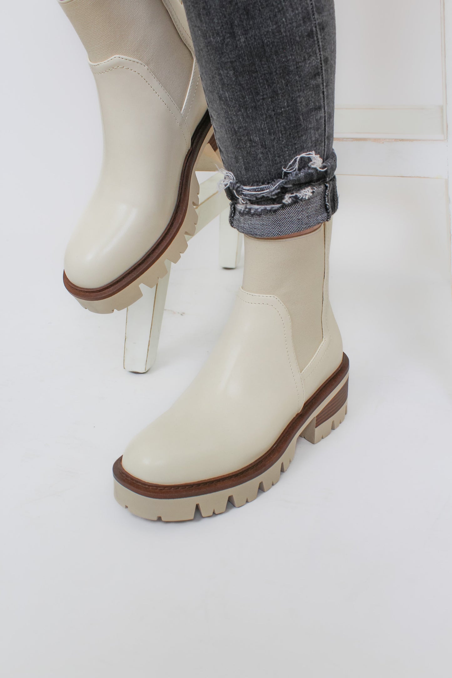 MIA Ives Boots - Bone