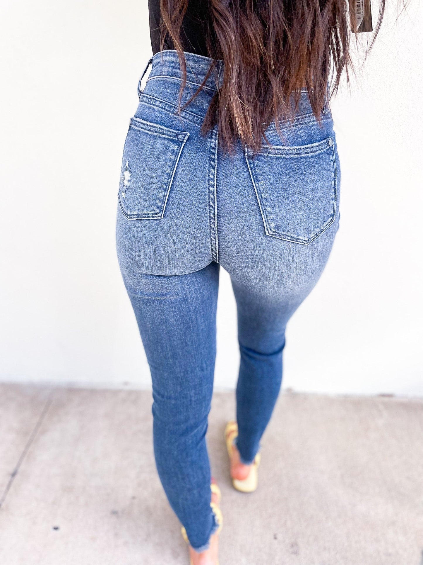Judy Blue Hi-Rise Tummy Control Skinnies