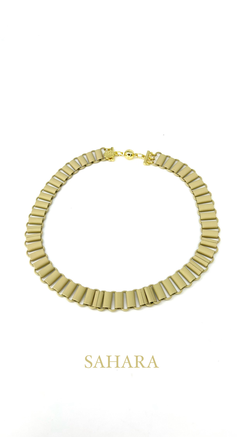 Rihanna Necklace Matte - Multiple Colors!