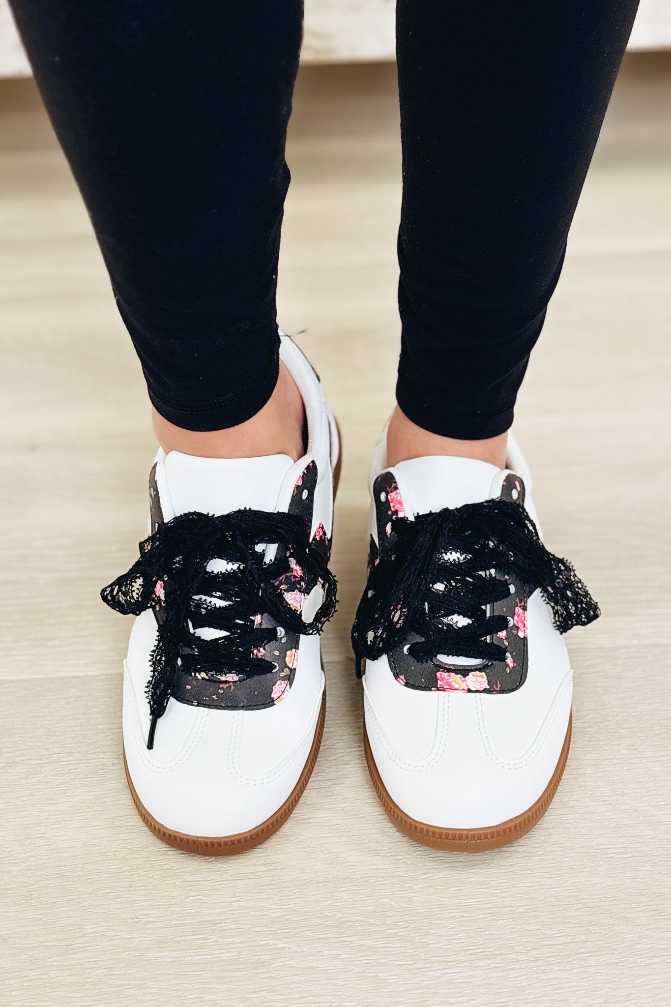 Great Sneaker - Black White Combo