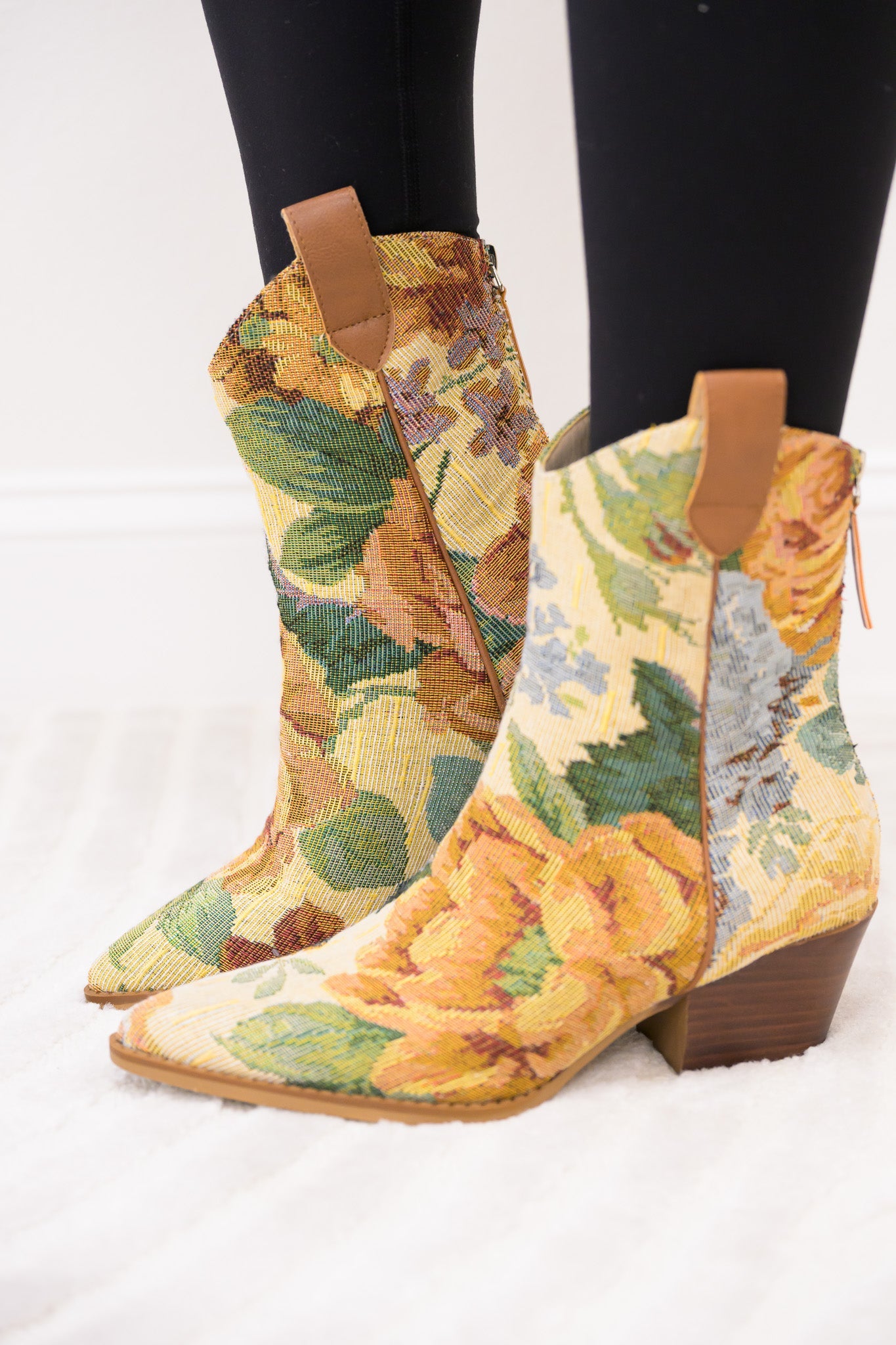 Oasis Society The Kaiya Boots - Floral