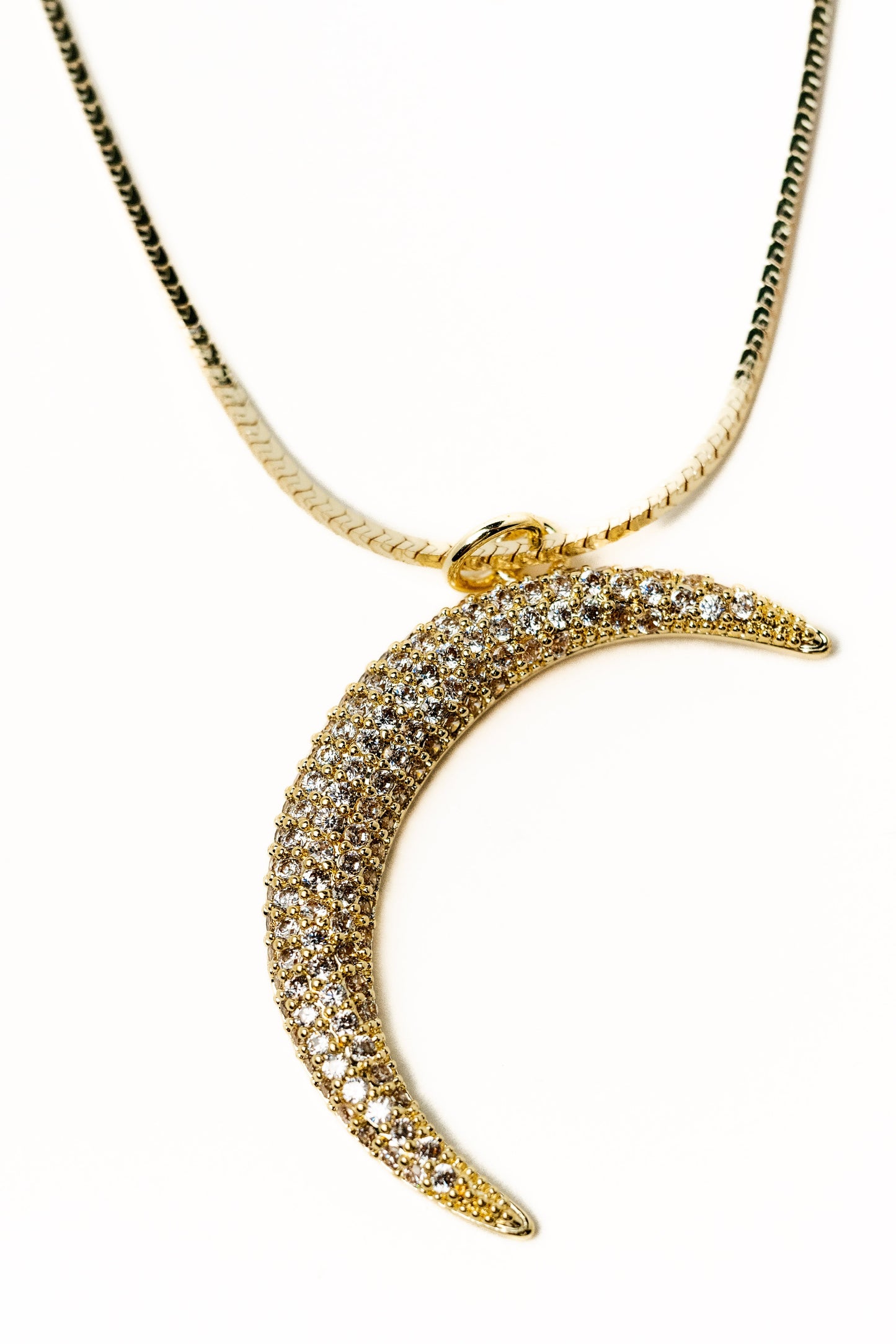 La Lune Necklace - Metallic Moonlight