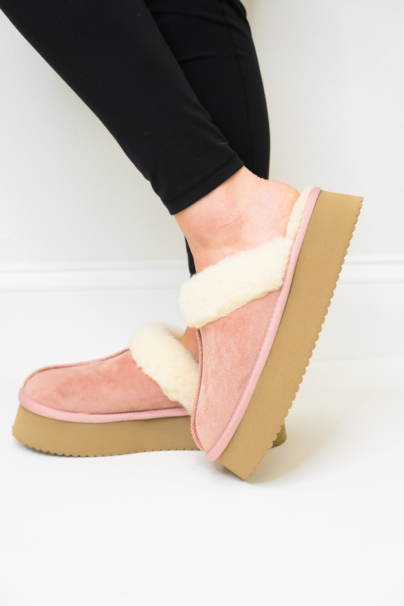 Corky's Cuddle Up Slippers - Blush Faux Suede