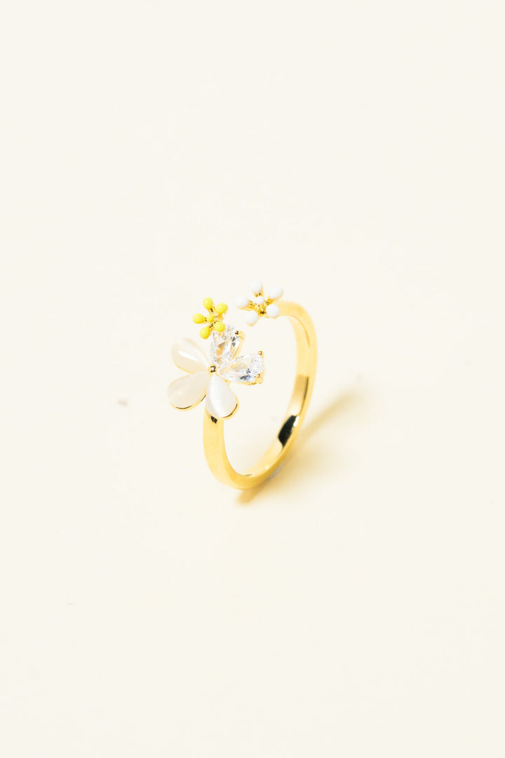 Sunkissed Daisy Ring - Gold