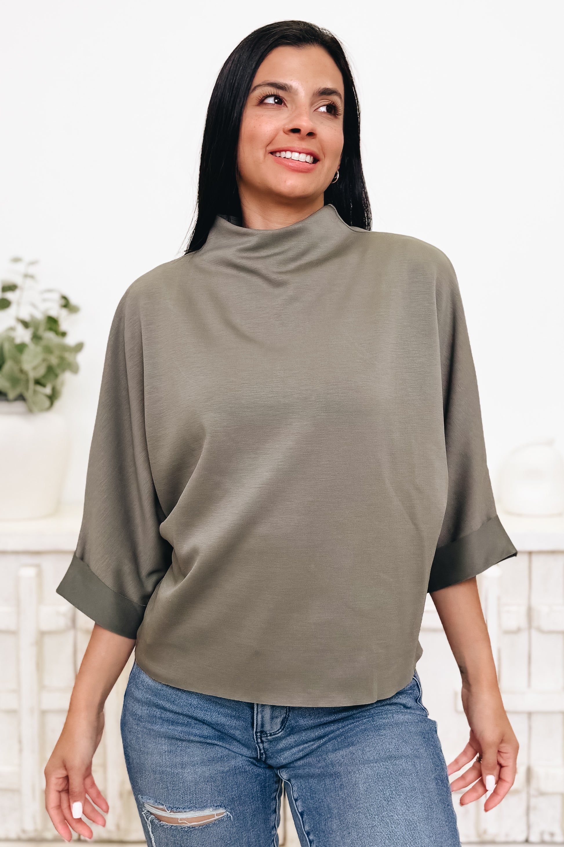 Simple Smooth Top - 2 Colors!