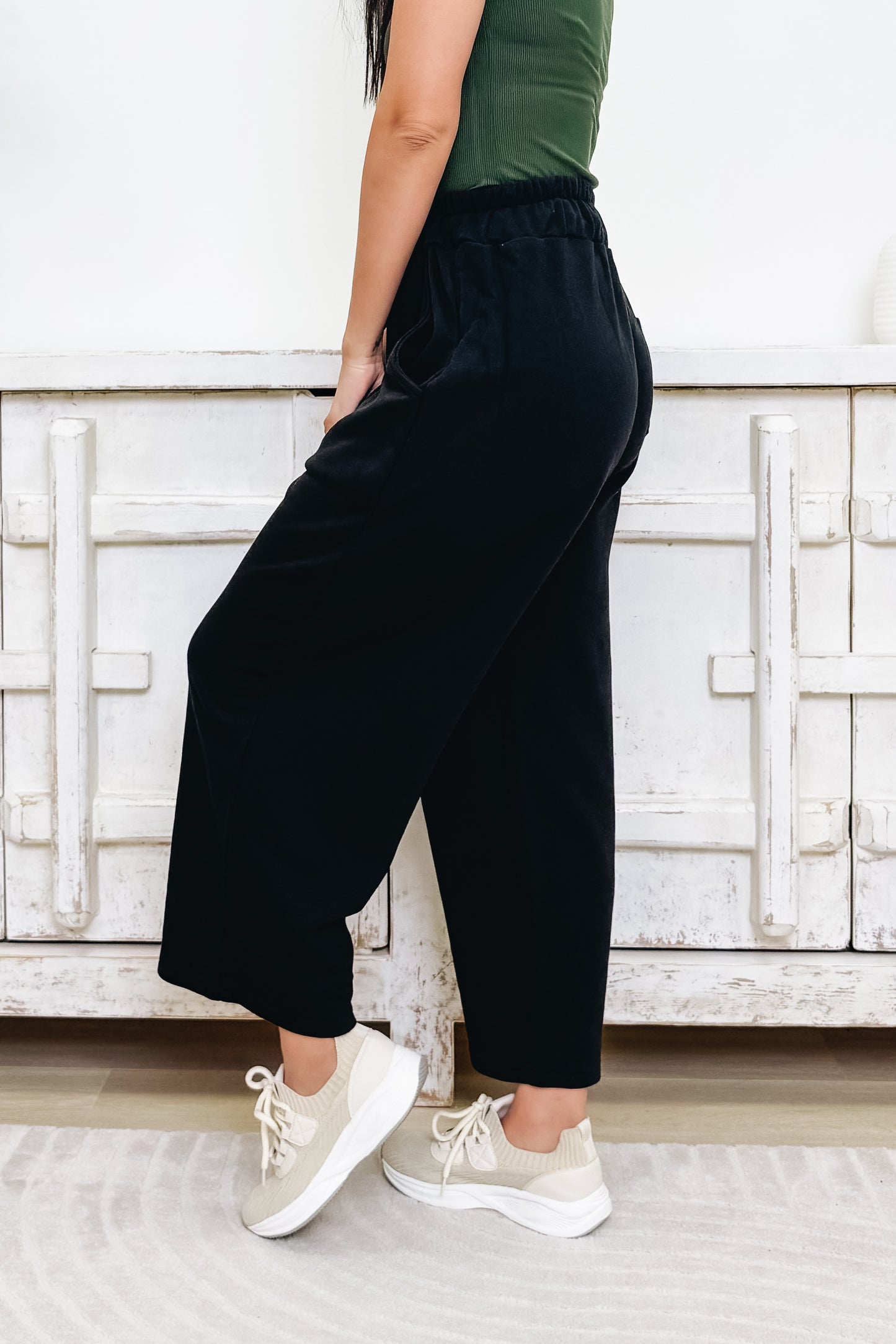 The Effortless Lounge Wide Leg Pants - Black