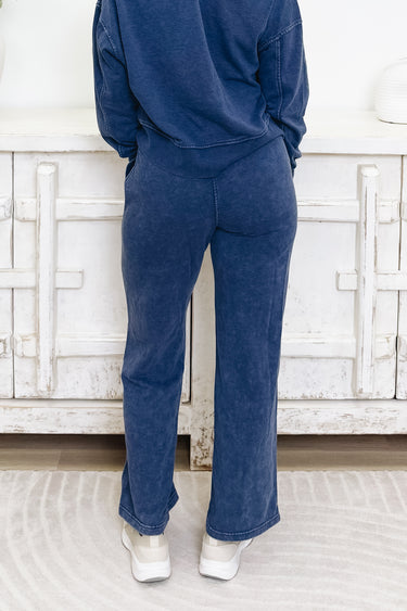 Continue To Show Em Pants - 6 Colors!