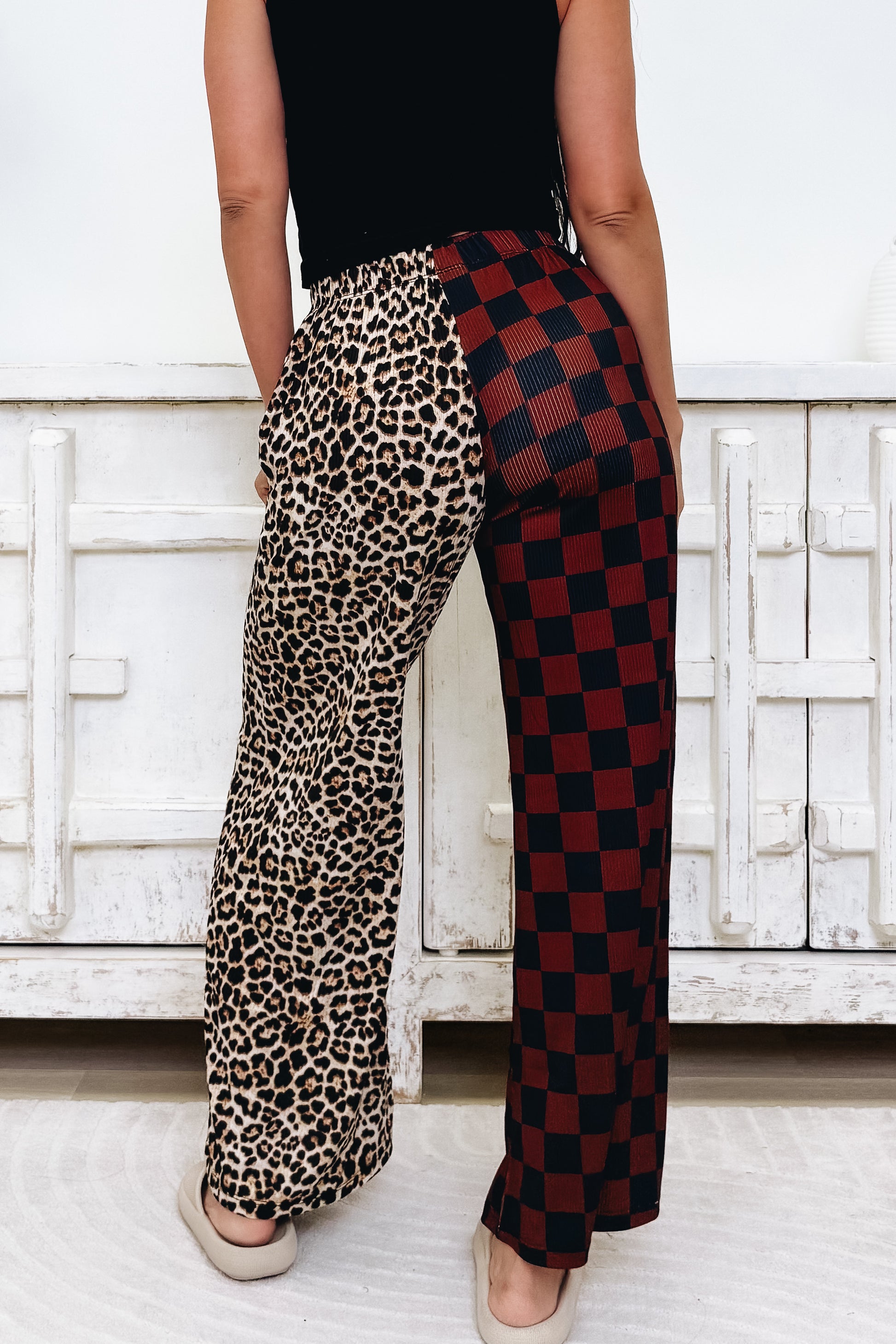Split Decision Leopard Checkered Pants - Mocha
