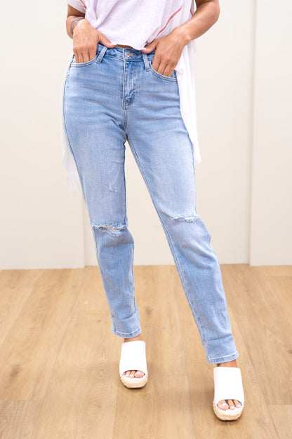 Judy Blue Star Struck Mid Rise Cuff Boyfriend Jeans *JB