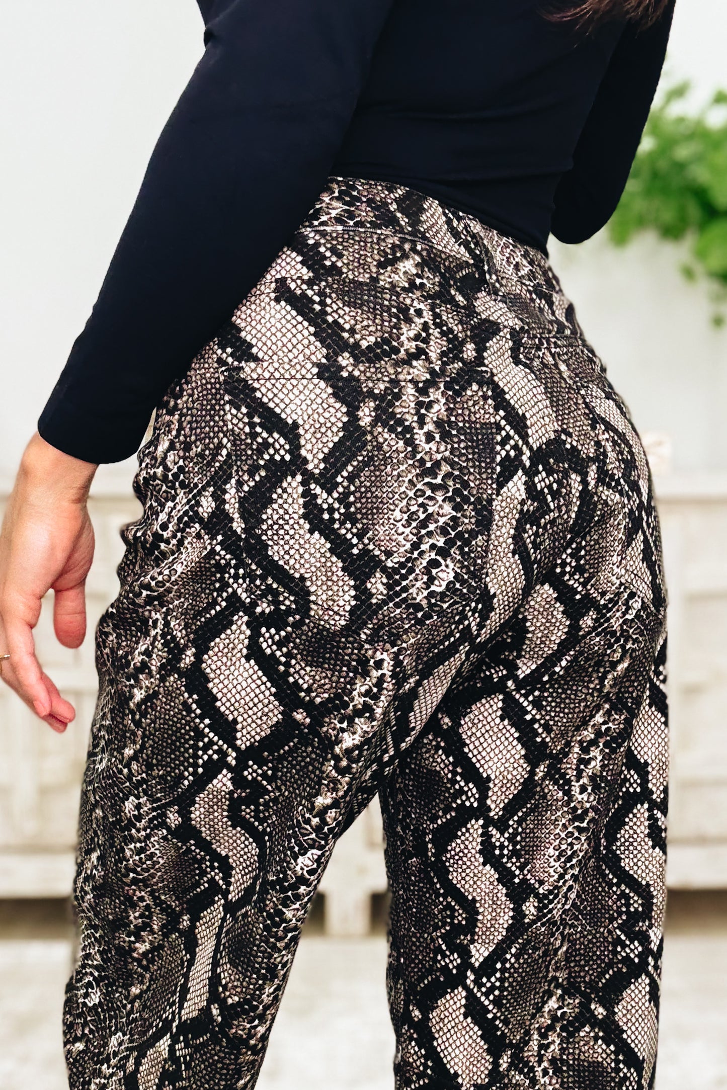 Wild Strike Barrel Pants - Snake