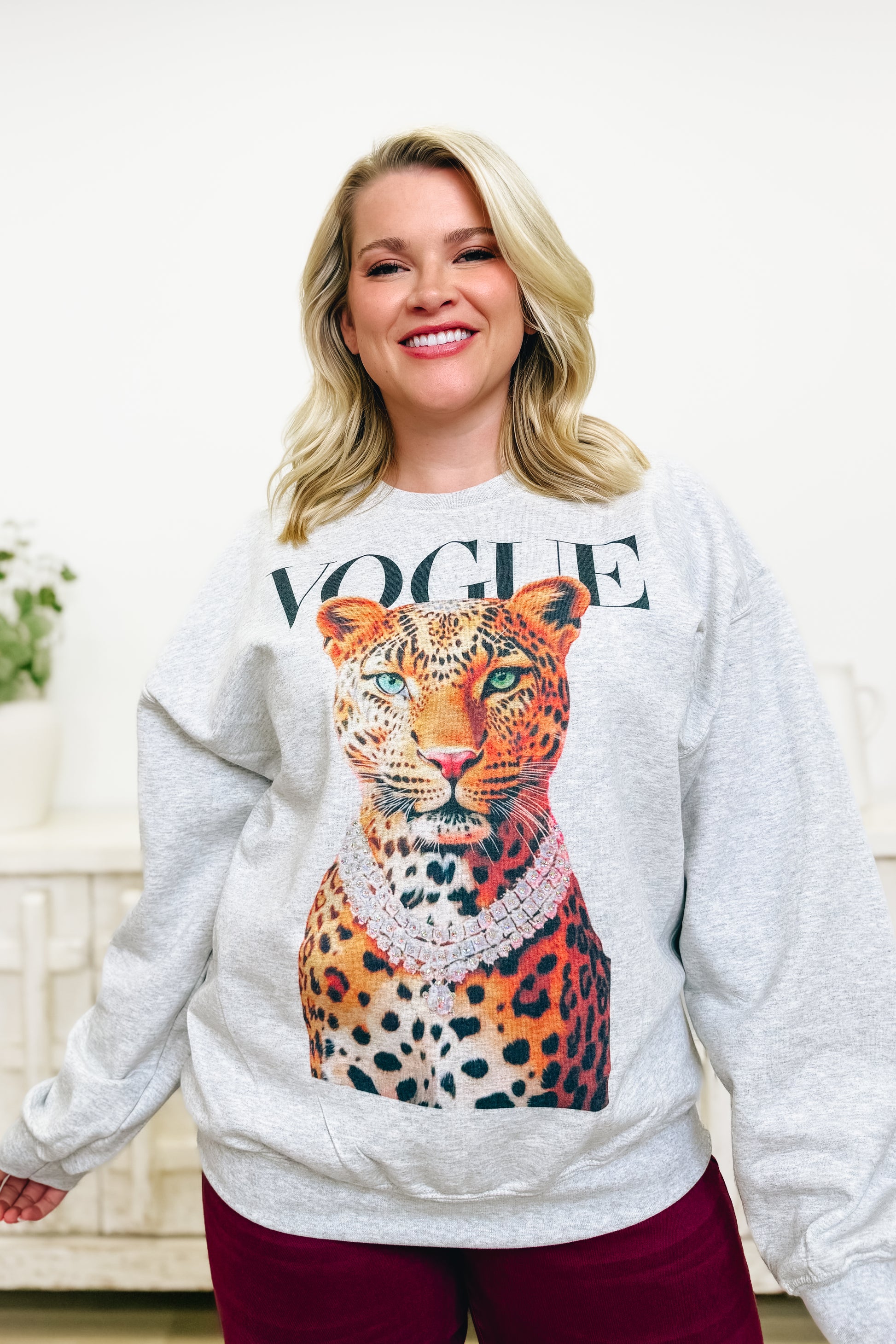 Fierce In Vogue Leopard Graphic Sweatshirt