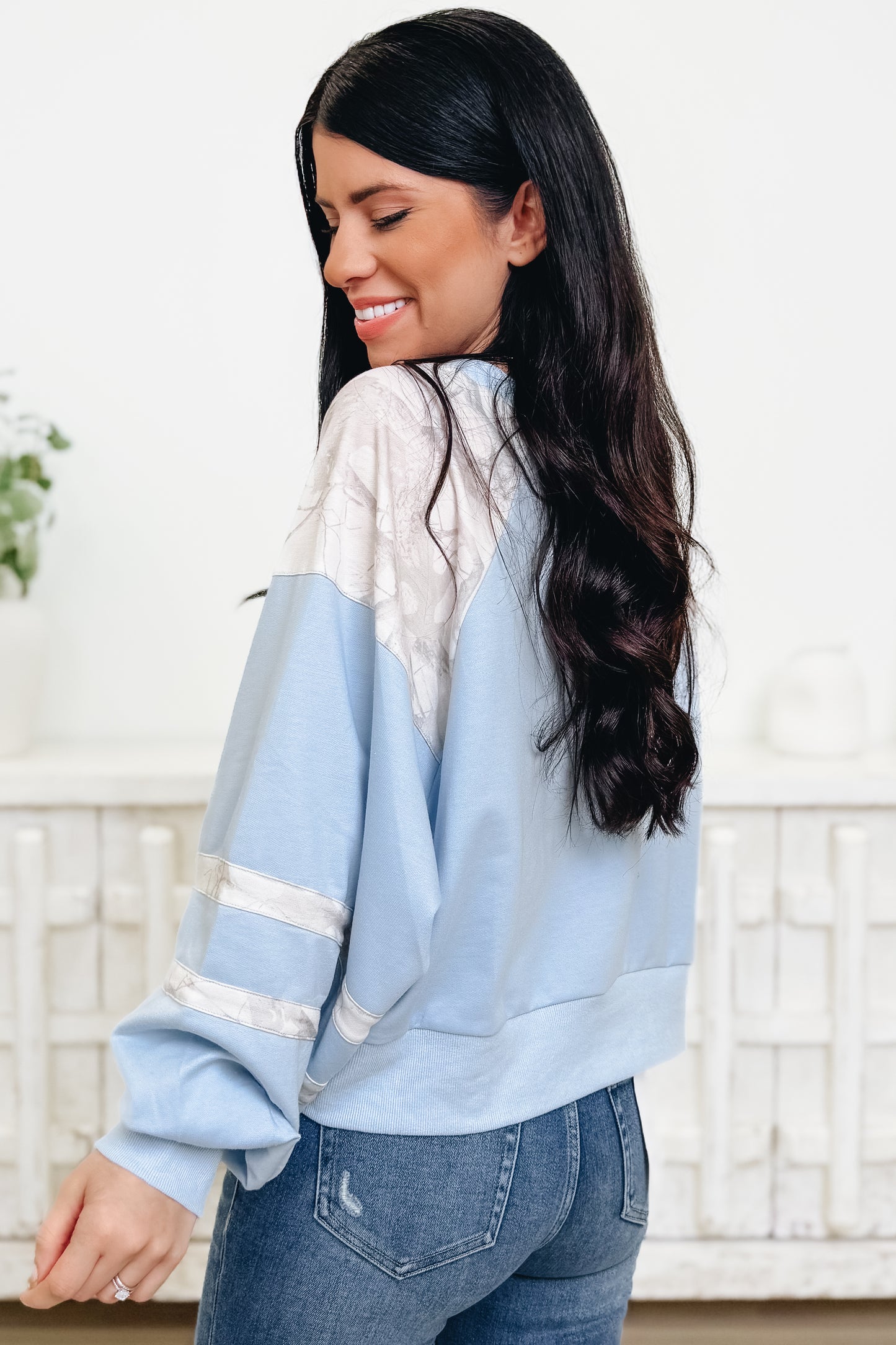 See That I Am Good Sweatshirt - 2 Colors!