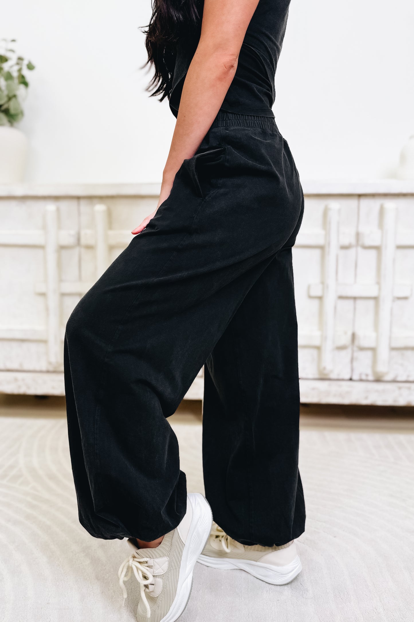 We Won't Be Shaken Sweatpants - 2 Colors!