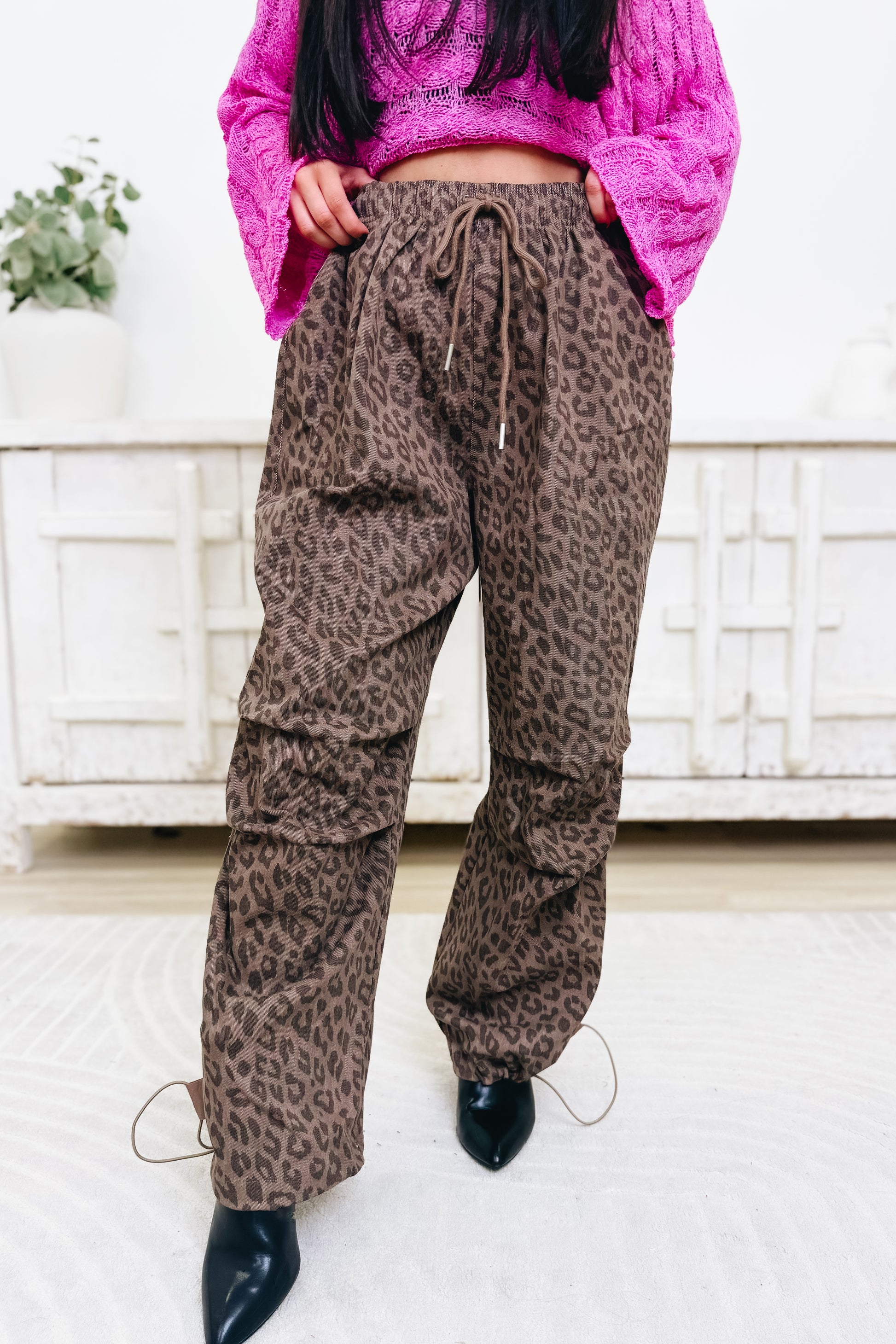 Spotted A Queen Leopard Mesh Cargo Joggers - Mocha